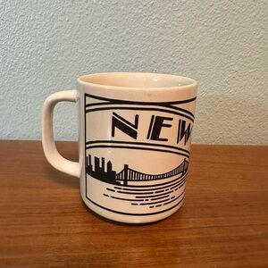 1978 souvenir New York Skyline Mug